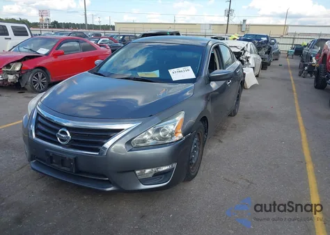 2015 Nissan Altima 2.5/2.5 S/2.5 Sl/2.5 Sv z USA, uszkodzony, nr VIN 1N4AL3AP7FN880379